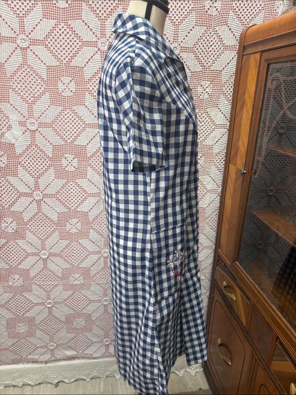 Blue Gingham Shirt Dress with Embroidered Pockets Sz sm/m - Picture 8 of 9